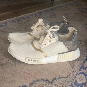 Womens ADIDAS sneakers